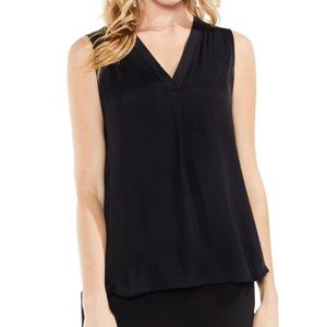 VINCE CAMUTO sleeveless v-neck blouse